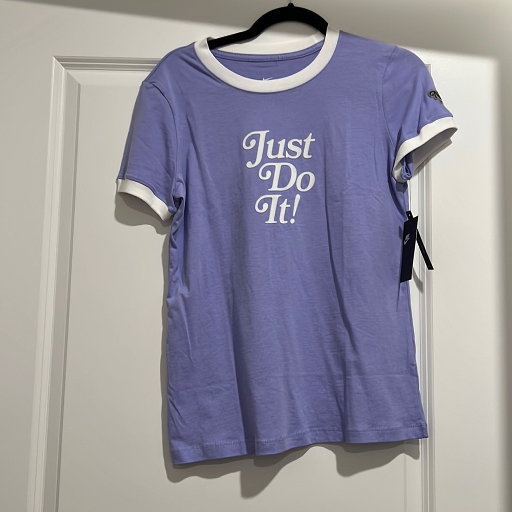 Brand New Unworn Nike Just Do It Standard Fit Tee